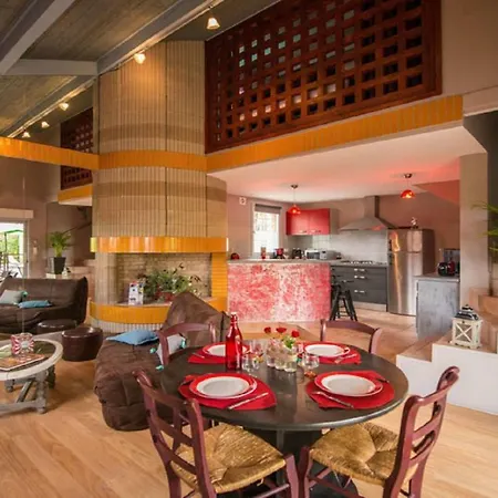 Les Palmiers Des Causses בית נופש *